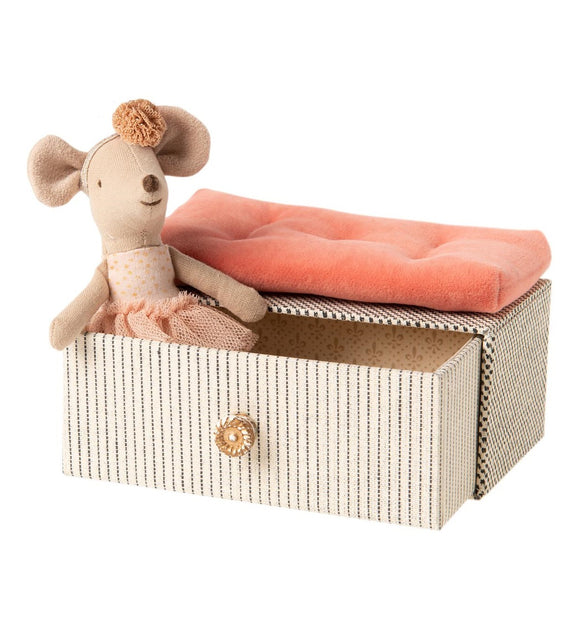 Maileg Little Sister Mouse - Dancing Mouse in Daybed